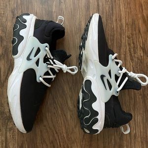 Nike React Presto black & white men’s size 11